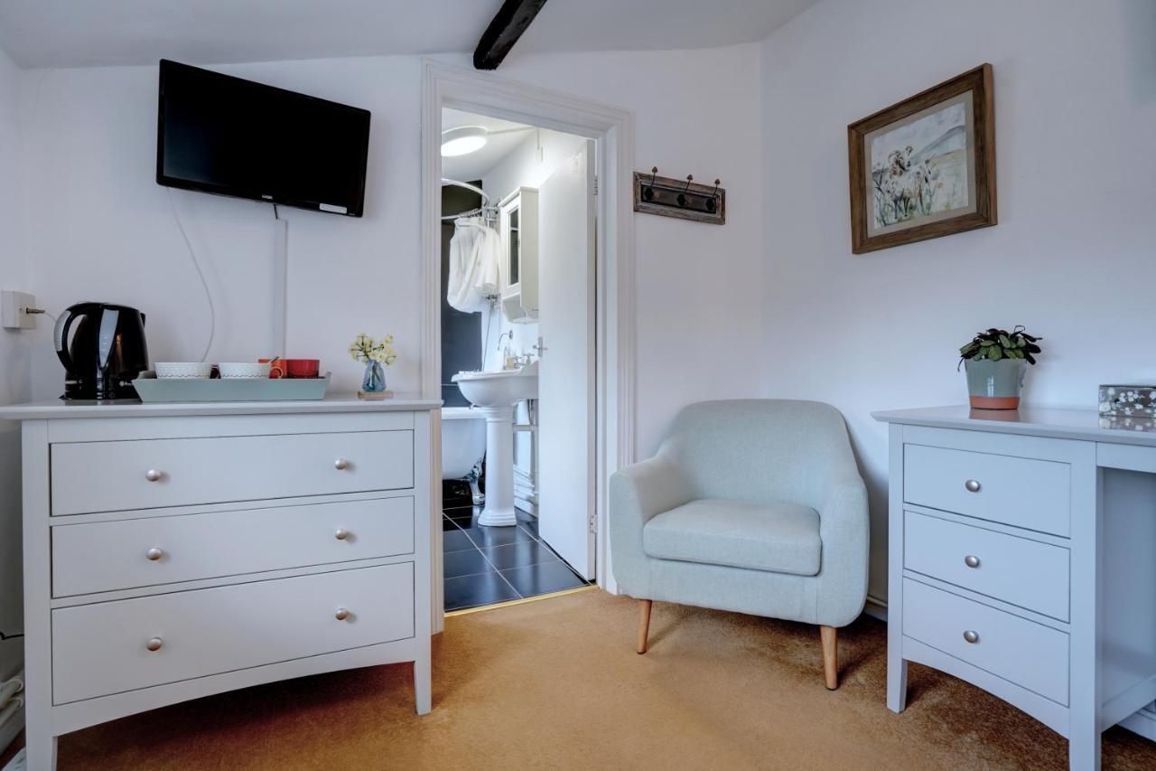 Regency Guest House Neatishead エクステリア 写真
